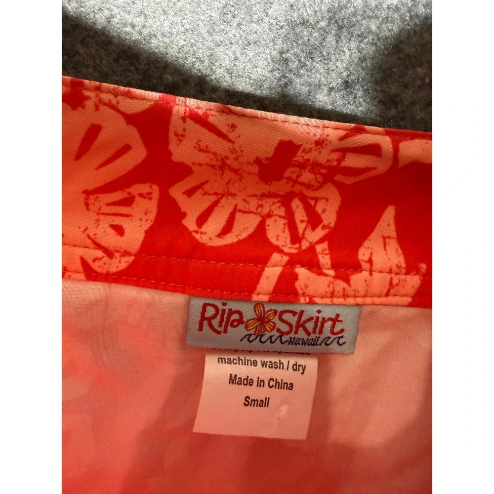 RipSkirt Hawaii Length 1 Mini Skirt Red Tropical Floral Small Adjustable‎ Wrap